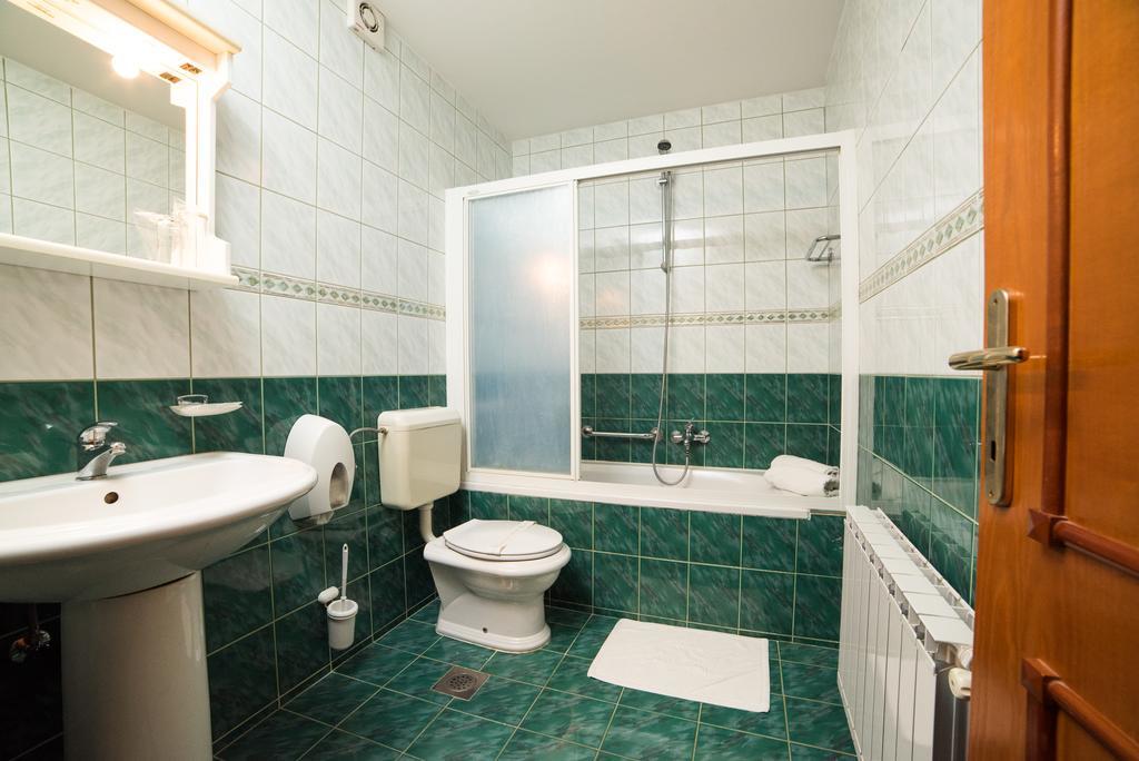 Hotel Lagus Gornji Kneginec المظهر الخارجي الصورة