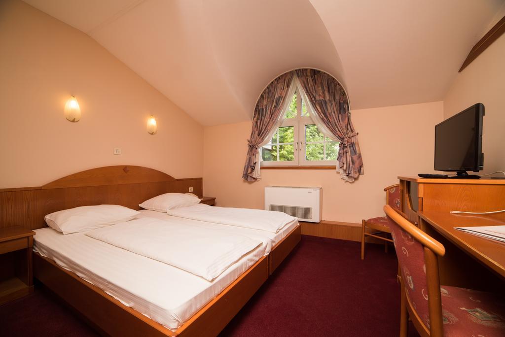 Hotel Lagus Gornji Kneginec المظهر الخارجي الصورة